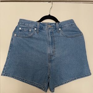 Levi’s High Loose Shorts